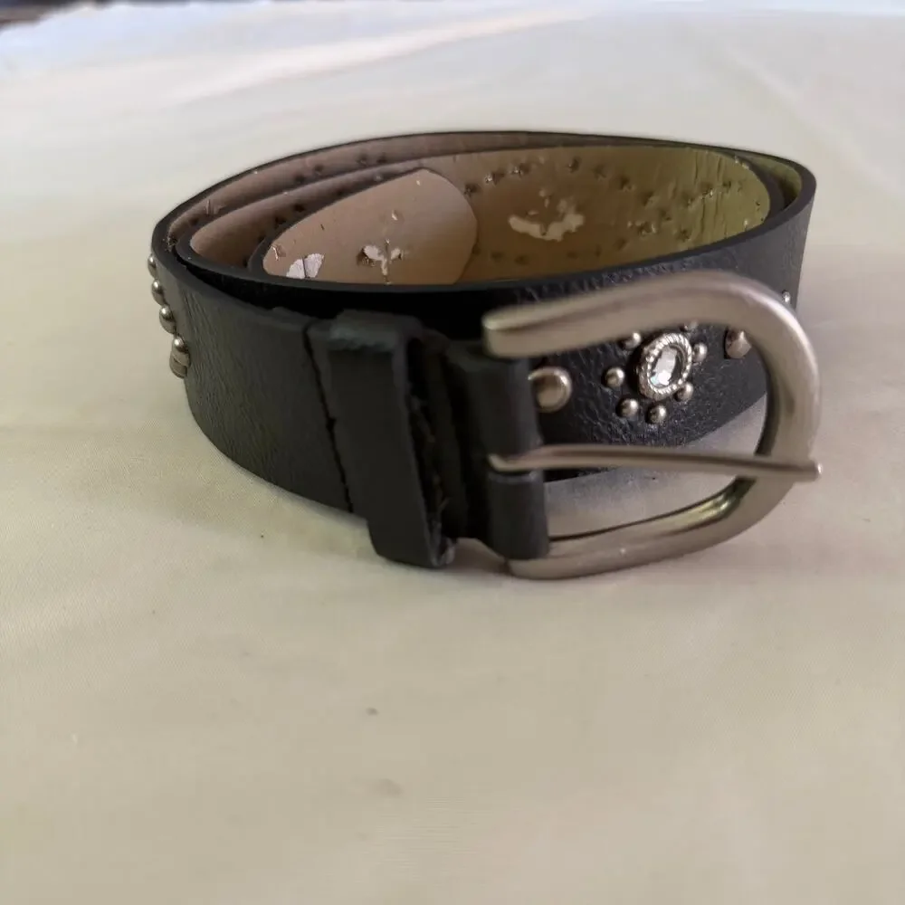 Unbranded belt good